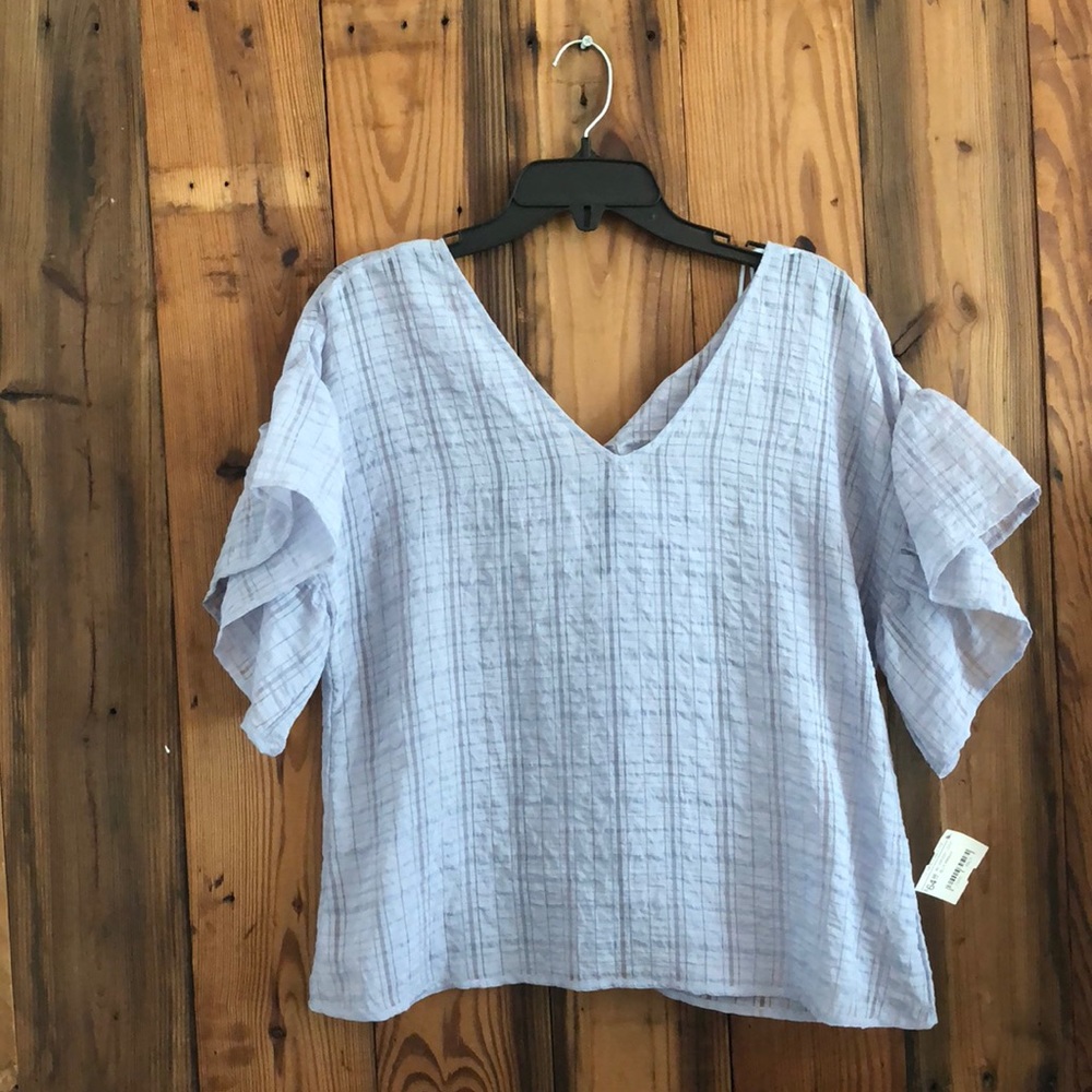 Loose light purple top